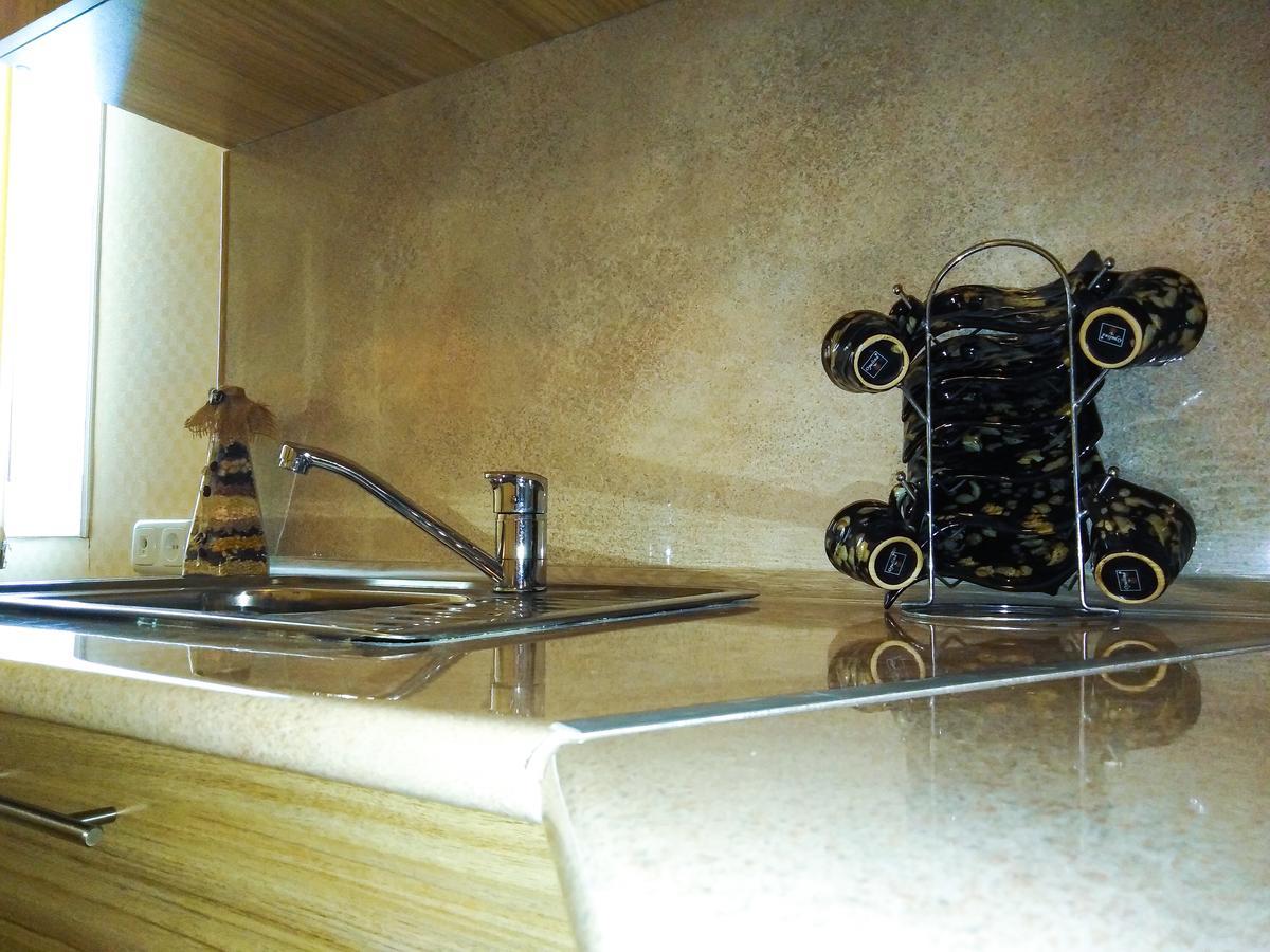 Rest Guest House Yerevan Bagian luar foto