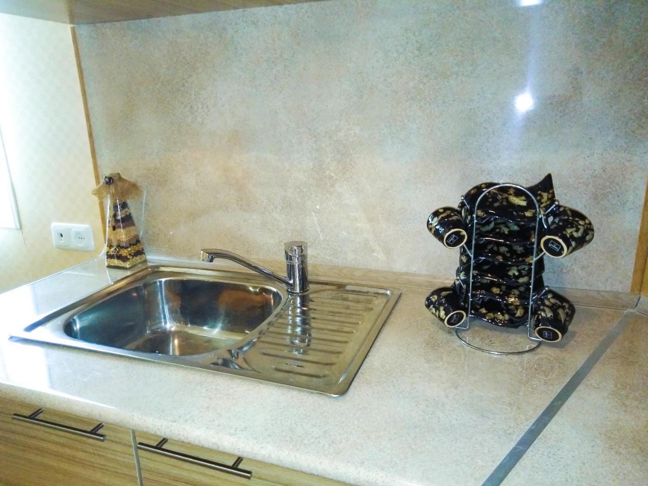 Rest Guest House Yerevan Bagian luar foto