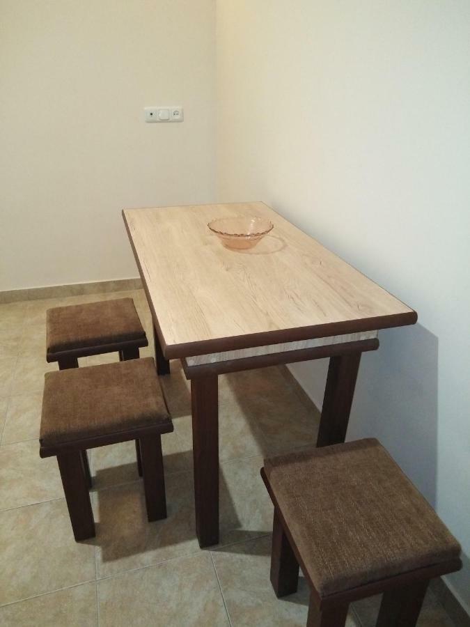 Rest Guest House Yerevan Bagian luar foto