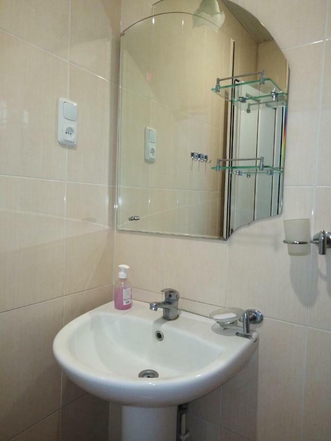 Rest Guest House Yerevan Bagian luar foto